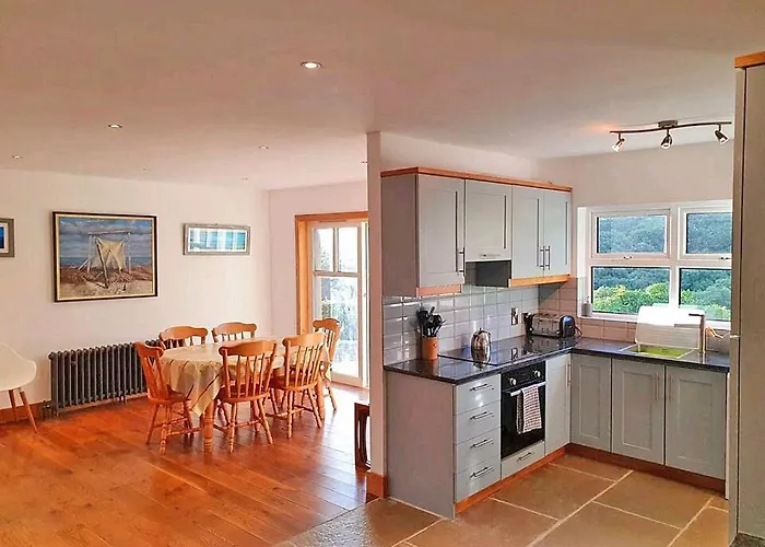 2 Bed In Lecamey Oc-i560 *